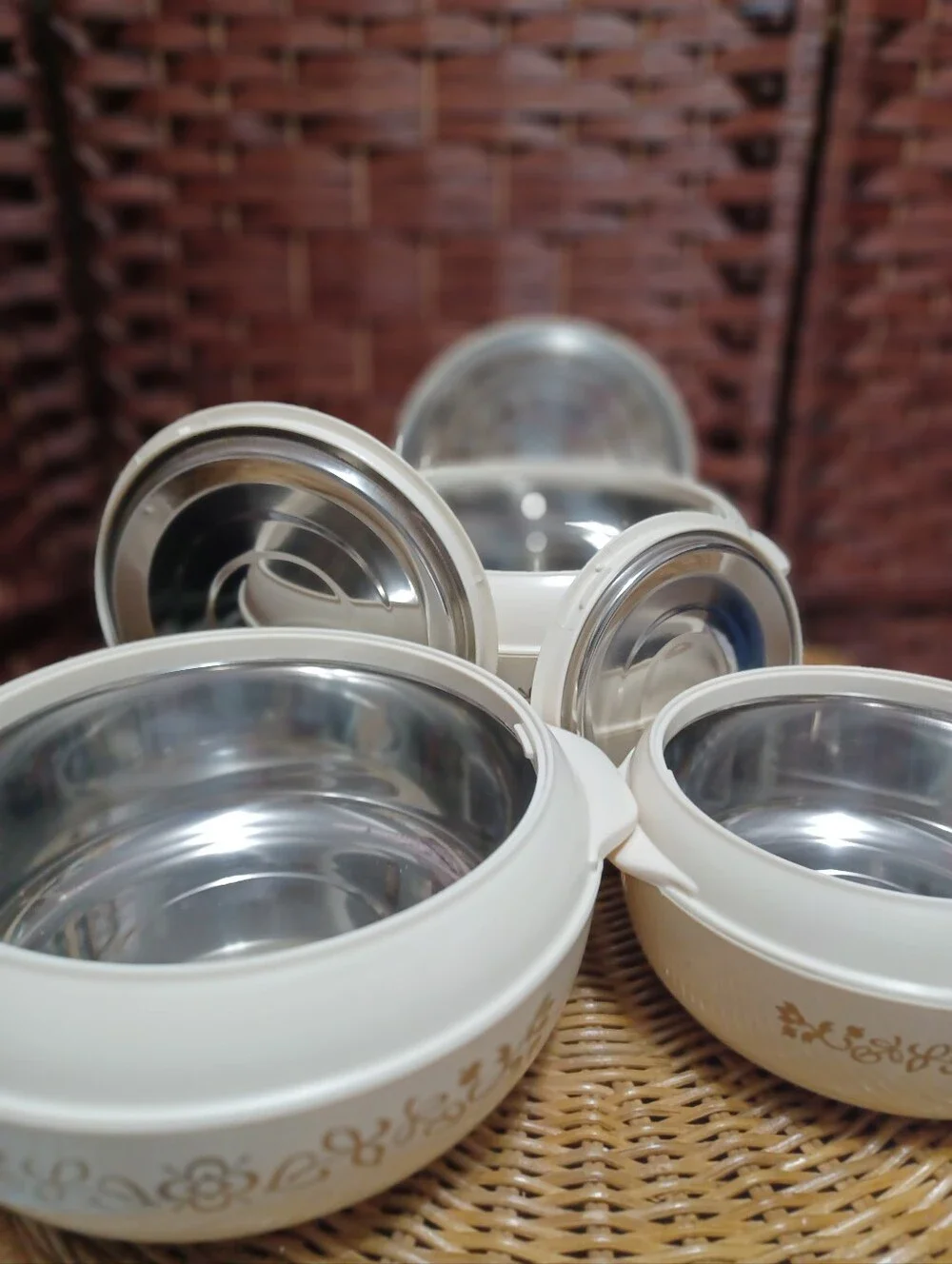Vintage Pelicano Insulated Dishes